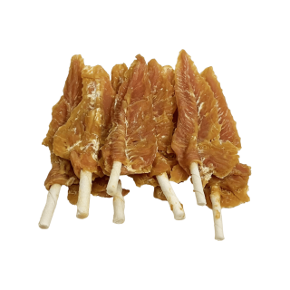 Pochoutka Kuřecí filety na tyčce z buvolí kůže 250g